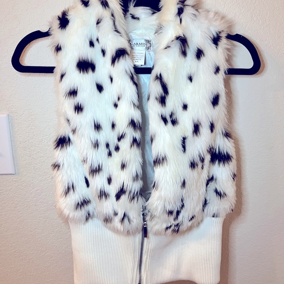 Faux Fur Vest - Picture 1 of 4